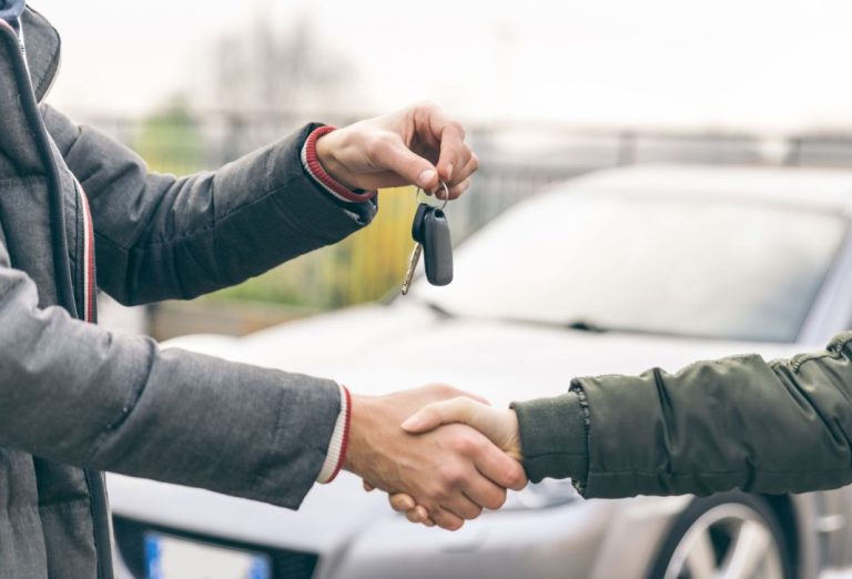 Grandes decisiones: los pros y contras de intercambiar tu coche usado por uno nuevo