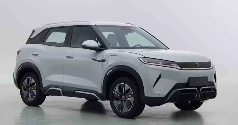 BYD Yuan Up: Así es el Seat Arona eléctrico que venderá Build Your Dreams