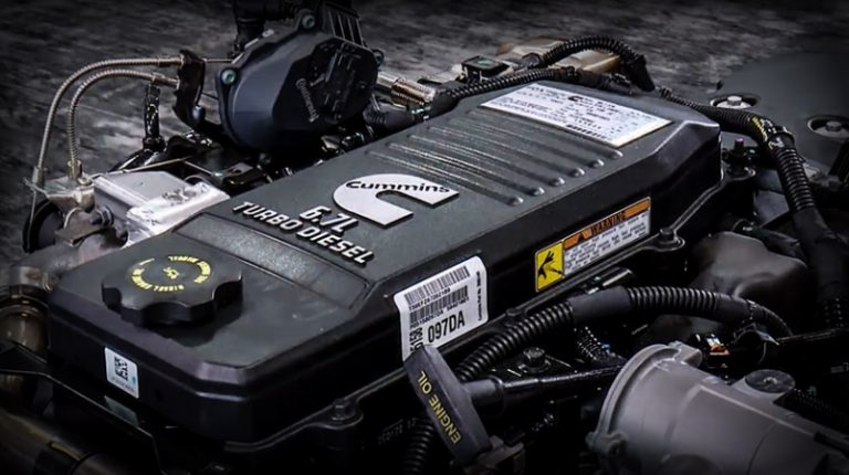 Cummins producirá en España baterías LFP casi planas para camiones y autobuses eléctricos