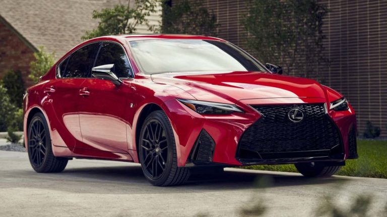 La OCU tiene ‘coche del año’: No se rompe, gasta como un mechero y ahora está de saldo