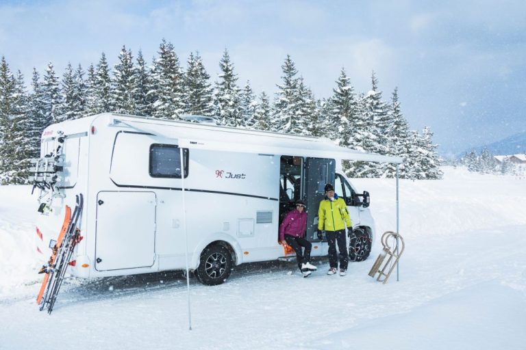 Según los expertos, así debes conducir con nieve, hielo y niebla de forma segura