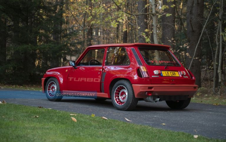 Este soberbio Renault 5 Turbo I busca dueño