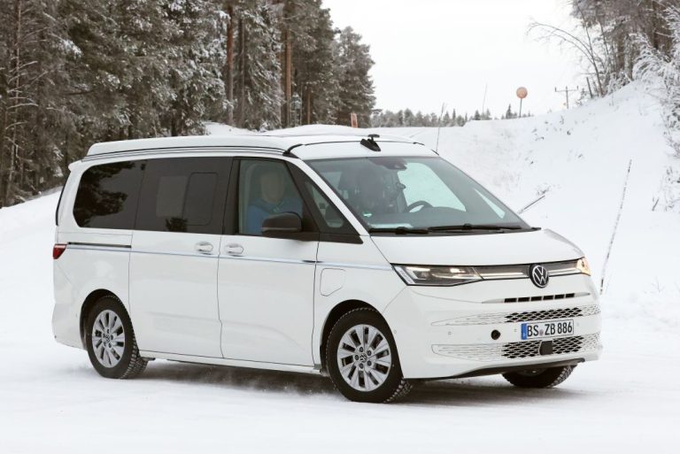 Fotos espía de la Volkswagen California 2024. La camper más esperada