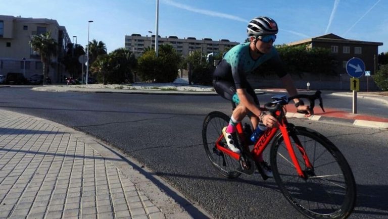 Rutas ciclistas seguras y protegidas: La DGT cree tener la solución para evitar más muertes en la carretera