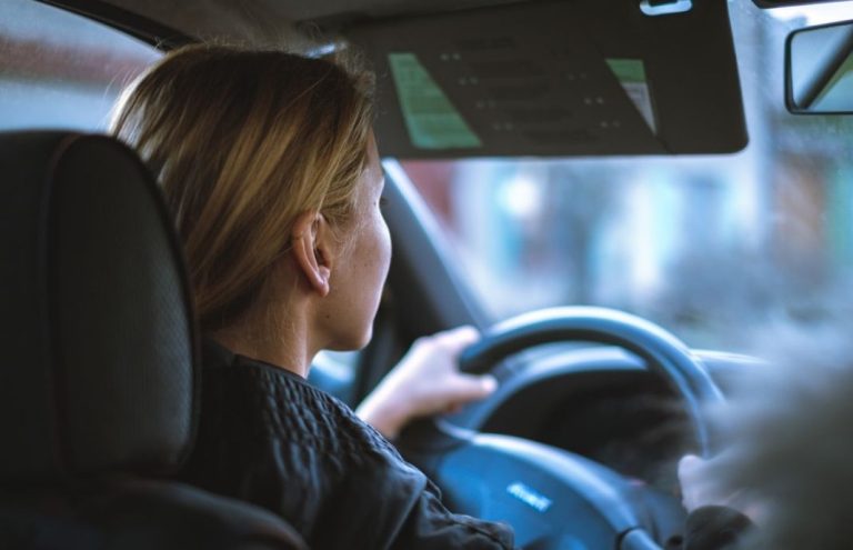 7 consejos de la DGT para ser el mejor conductor de 2024