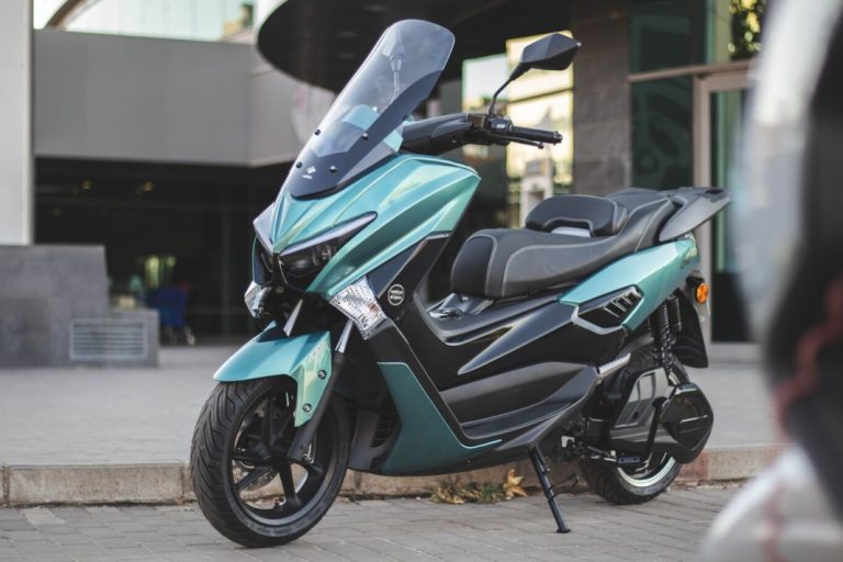 El scooter eléctrico que causa furor entre sus usuarios