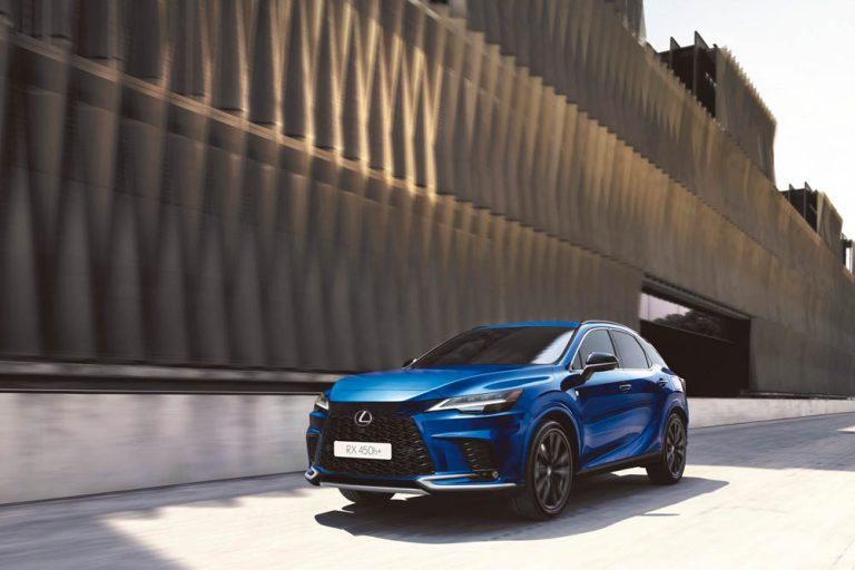 Lexus RX F Design. El no va más de este lujoso SUV