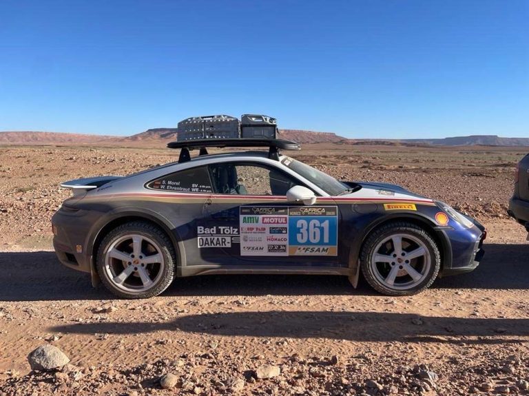 Porsche 911 Dakar: de Munich al Lago Rosa con un juego de neumáticos