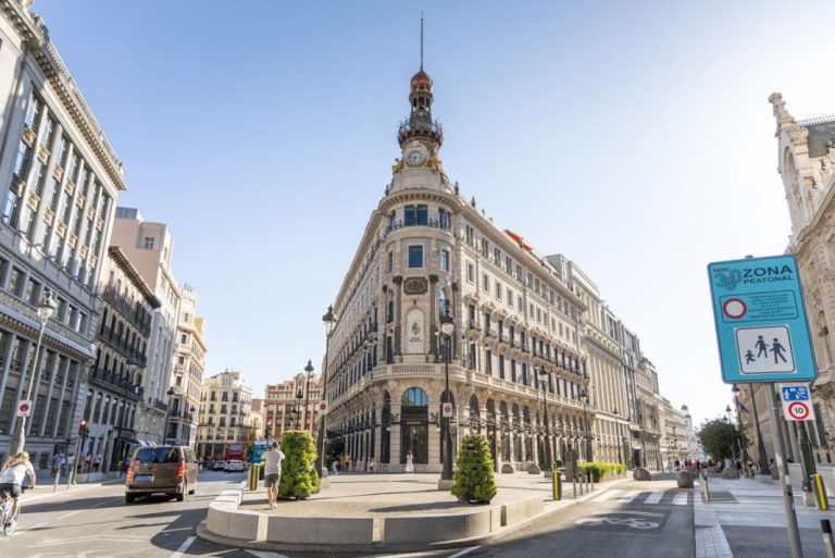 Londres o París le sacan los colores a la ciudad de Madrid a la hora de hablar de cuatro ruedas