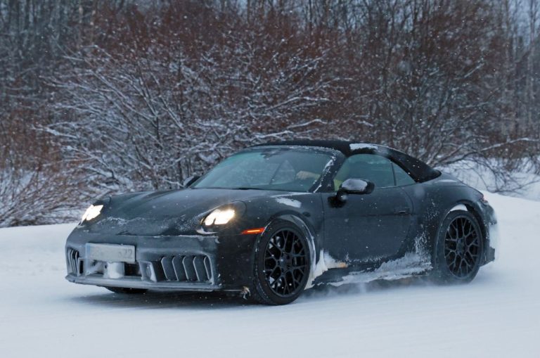 Cazado el restyling del Porsche 911 Cabriolet 2024