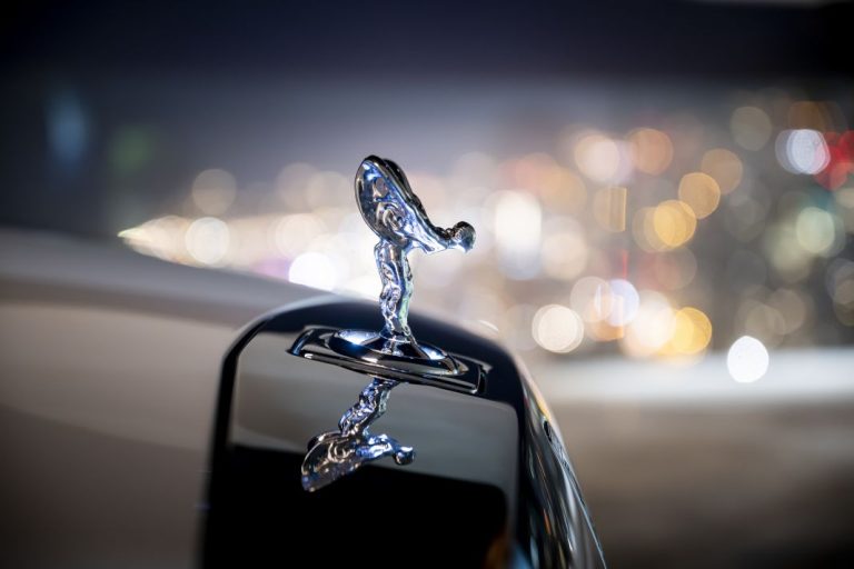 En 2023 se vendieron más Rolls-Royce que nunca