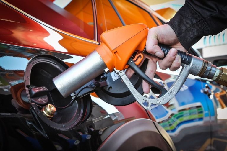Las transformaciones de coches a GLP se multiplican. Estas son las razones