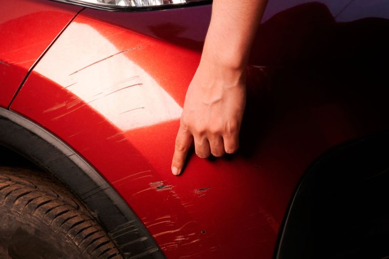 10 trucos infalibles para cuidar la pintura de tu coche