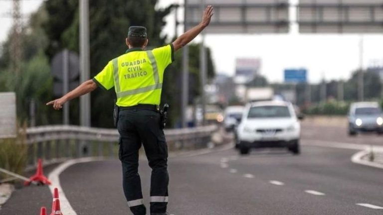 ¿Puede la DGT multar a un coche autónomo?