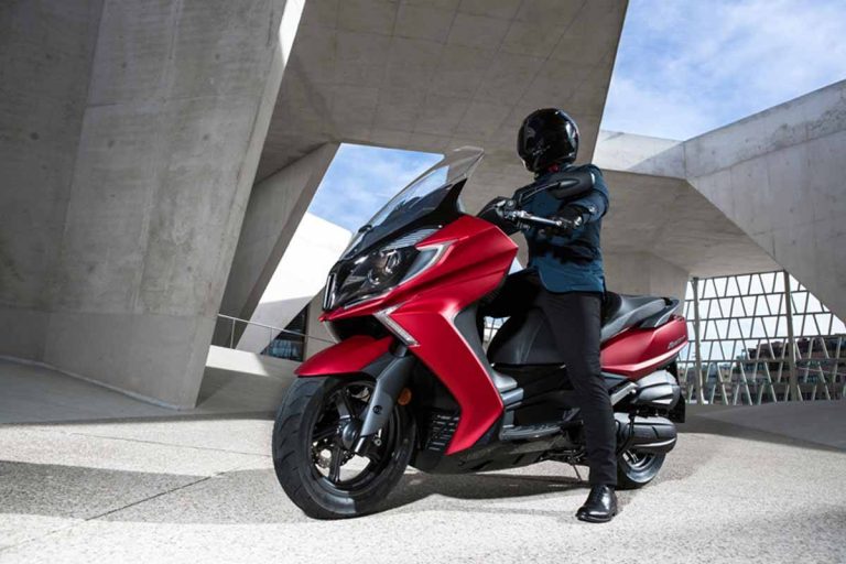 Las ‘trabas’ que la DGT pondrá a la hora de sacarse el carnet de 125 cc desde ya