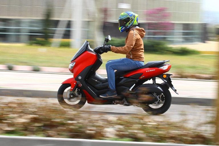 Los primeros detalles del curso que la DGT exigirá a quien quiera conducir una moto de 125