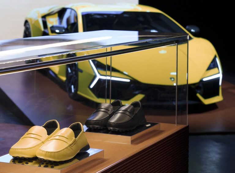 La marca de coches que viste tus pies con elegancia