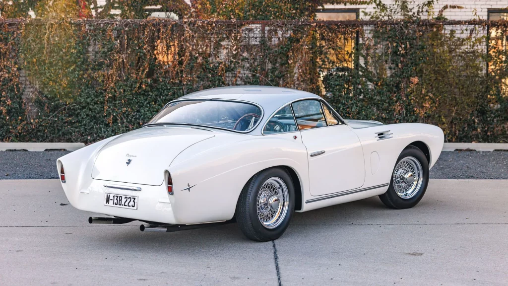 Retromóvil homenajea al Pegaso Z-102, conocido como el "Ferrari español", en su 75 aniversario 3 Motor16 Pegaso Z-102 Saoutchik Serie II Berlinetta