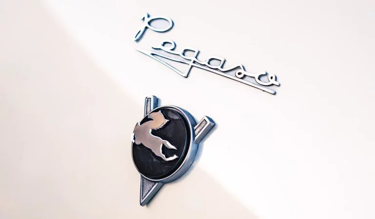 Pegaso Iveco: La historia de camiones y autobuses que escribieron la historia de España