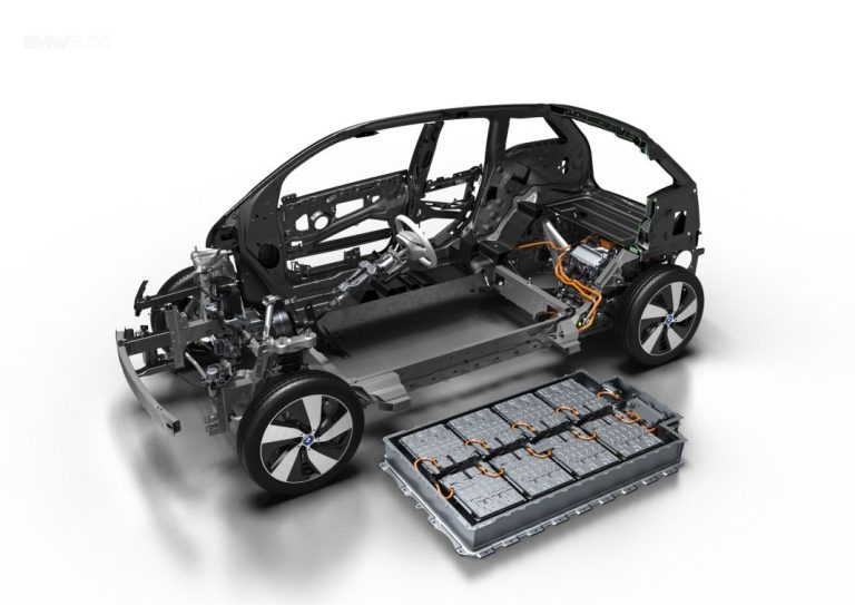 Cambiar la batería de tu BMW i3 cuesta lo que un BMW M3 a estrenar