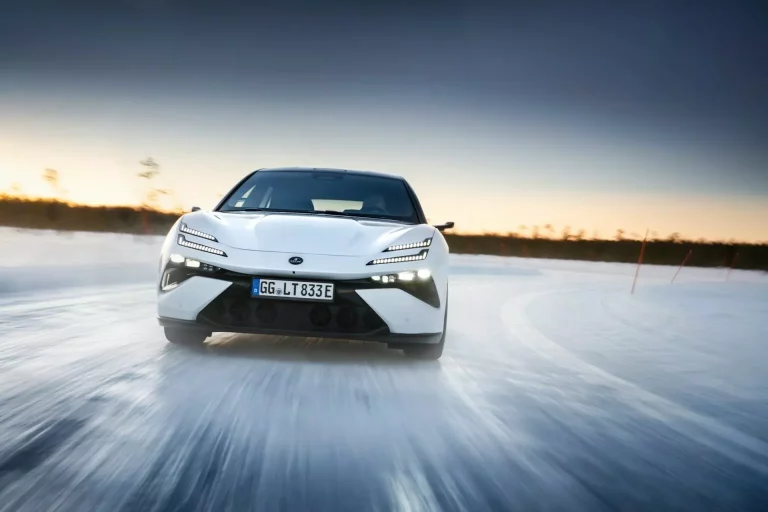 Lotus Emeya: El archienemigo de Model S y Taycan está al caer