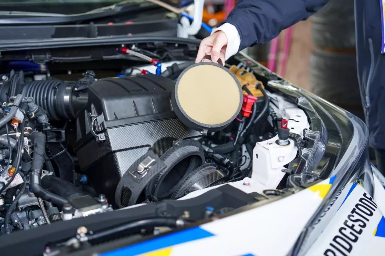 El Toyota GR Corolla que utiliza una tecnología para purificar el aire