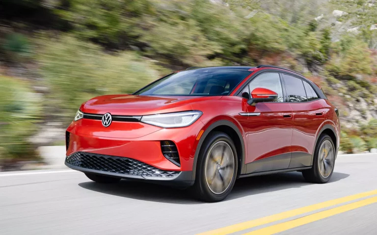 Hito en Alemania: los coches eléctricos superan por primera vez a los de gasolina en ventas