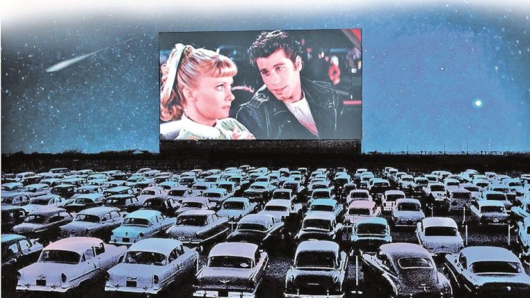5 autocines para disfrutar de una buena película sin bajarte del coche