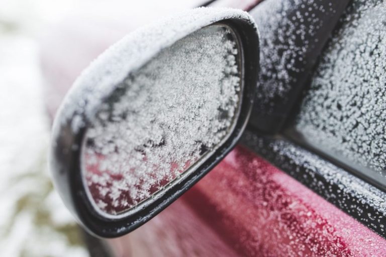 5 productos para proteger la carrocería de tu coche en invierno