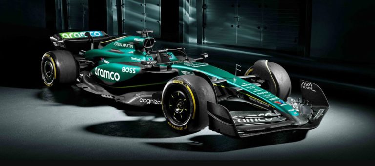 La presentación del nuevo Aston Martin. Y del futuro de Fernando Alonso