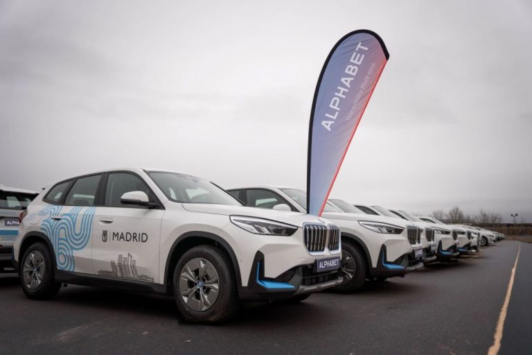 Así son los 195 coches premium con etiqueta ‘0 emisiones’ que estrena el Ayuntamiento de Madrid