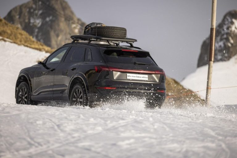 El Audi Q8 e-tron edition Dakar cambia el desierto por la nieve