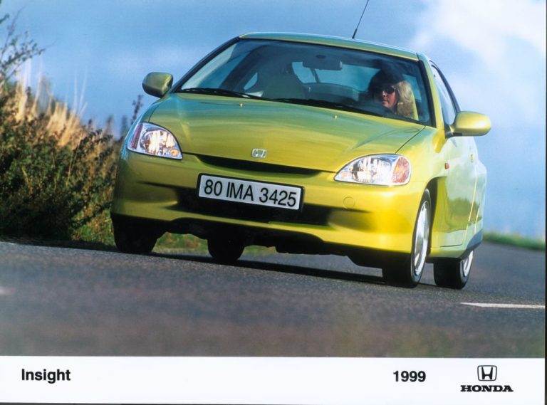 El revolucionario híbrido Honda Insight cumple 25 años