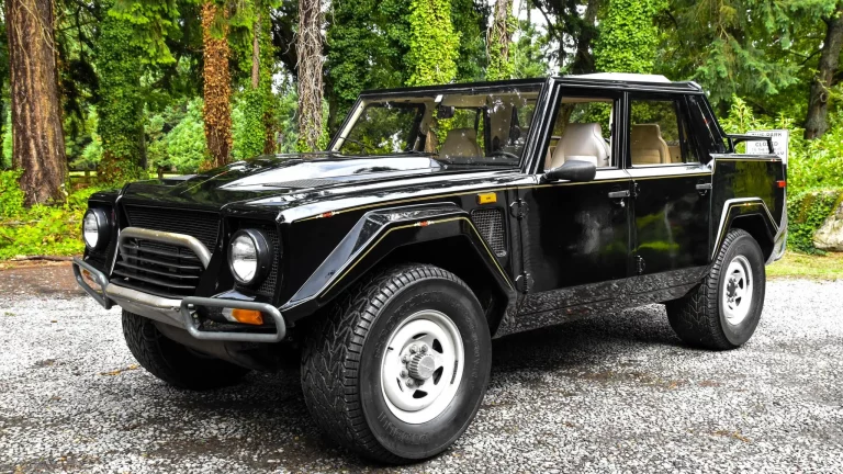 El nexo común entre un autobús y un Lamborghini LM002 se encuentra en el País Vasco