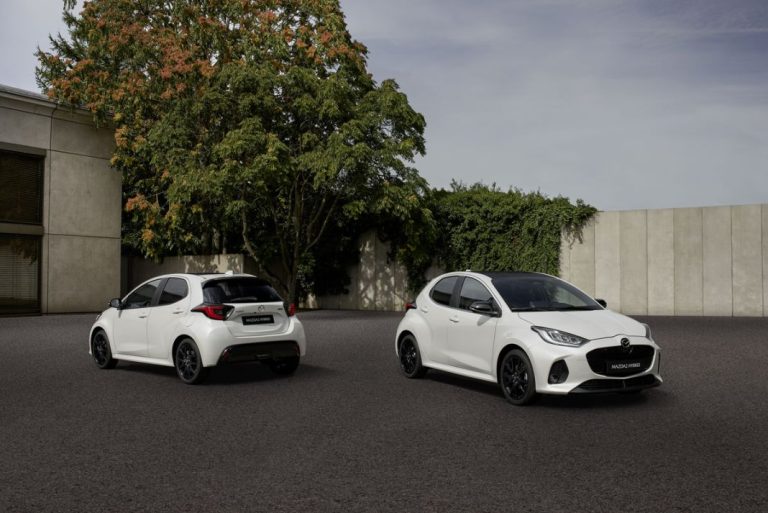 El Mazda2 Hybrid llega, renovado como el Toyota Yaris, al mercado