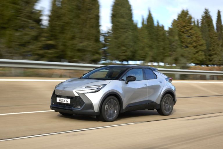 Prueba del Toyota C-HR 140H: Coupé, SUV, urbano… y lo que haga falta