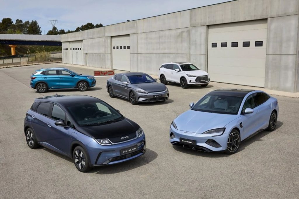 BYD podría fabricar en España: el proyecto turco se frena y España se perfila como sede 1 Motor16 2024 BYD Gama. Coche eléctrico. Imagen. ACEA. Coches eléctricos.
