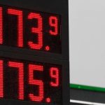 La rebaja de la gasolina y del diésel que ya alivia el surtidor desde octubre
