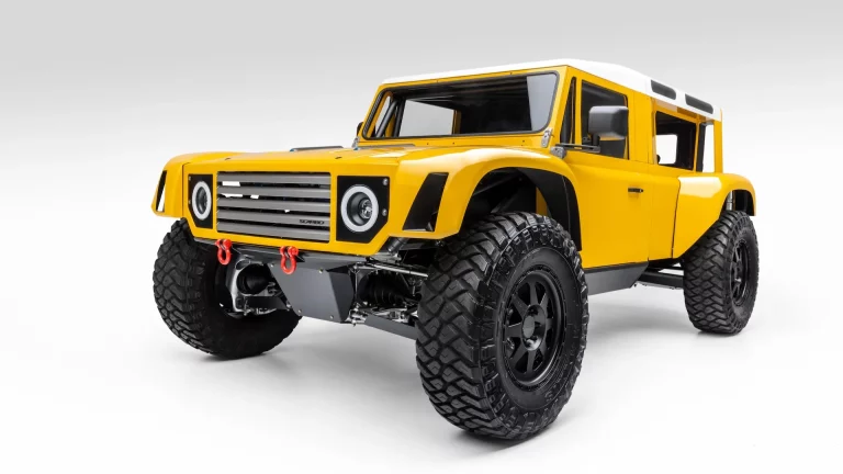 Scarbo SV Rover, el Land Rover Defender que quería ser un ‘monster truck’