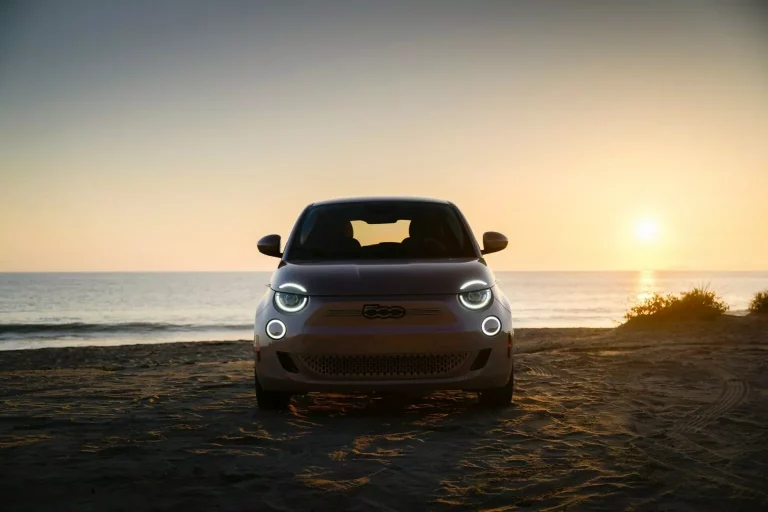 Belleza y música: La inspiración para dar vida a estos Fiat 500e