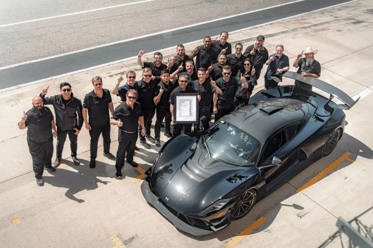El Hennessey Venom F5 Revolution hace historia en su propia casa