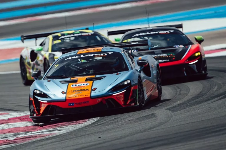 El McLaren Artura es el juguete del nuevo campeonato de la casa británica