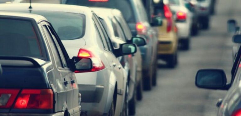 Coches con etiqueta B: Este es el día en que vais a tener que dejar de circular