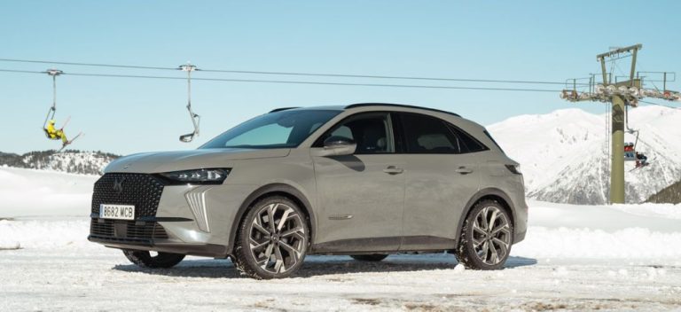 DS7 E-Tense 4×4 y Michelin CrossClimate: una combinación perfecta en la nieve