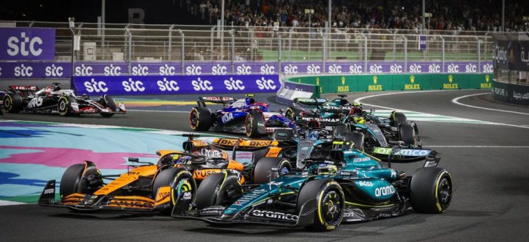 El día que Fernando Alonso ganó a los simuladores de Aston Martin