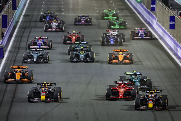 ¿Aburrimiento en la Fórmula 1? Verstappen y Red Bull acaparan la emoción