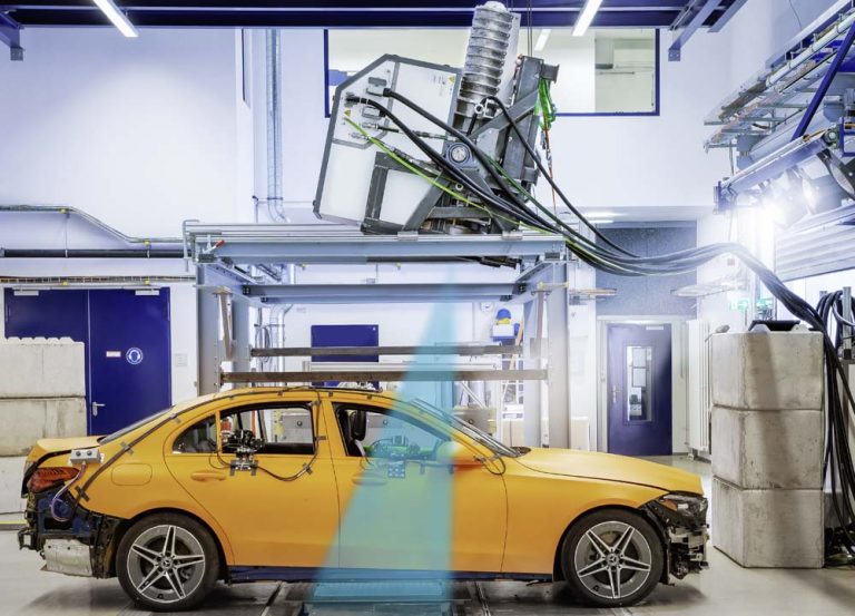 El motivo por el que Mercedes utiliza rayos X en sus pruebas de choque