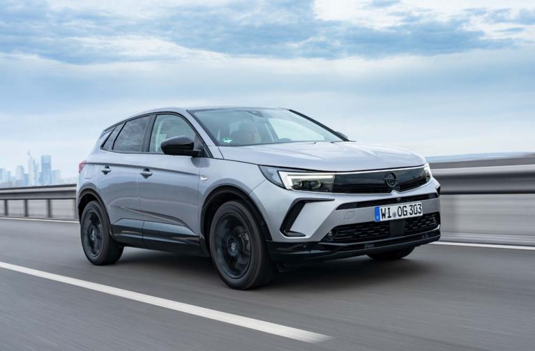 Opel Grandland Hybrid: menos consumo y etiqueta ECO de la DGT