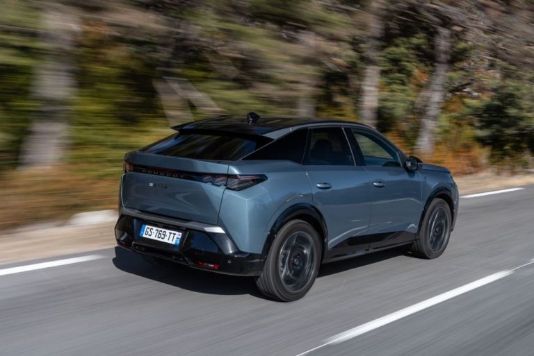 El nuevo Peugeot 3008 ya tiene la versión que hay que comprarse