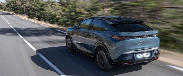 Las 10 claves con las que el Peugeot E-3008 quiere triunfar